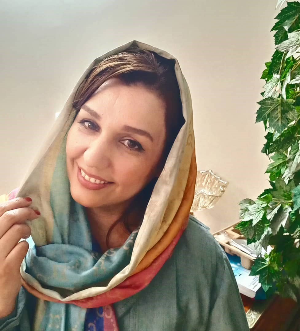 فرزانه کارگر